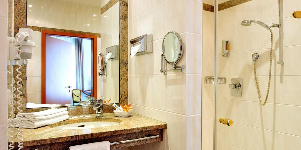 Kurhaus Am Burgsee Bad Salzungen Phòng bức ảnh