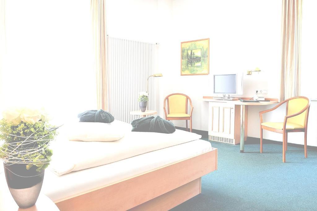 Kurhaus Am Burgsee Bad Salzungen Phòng bức ảnh