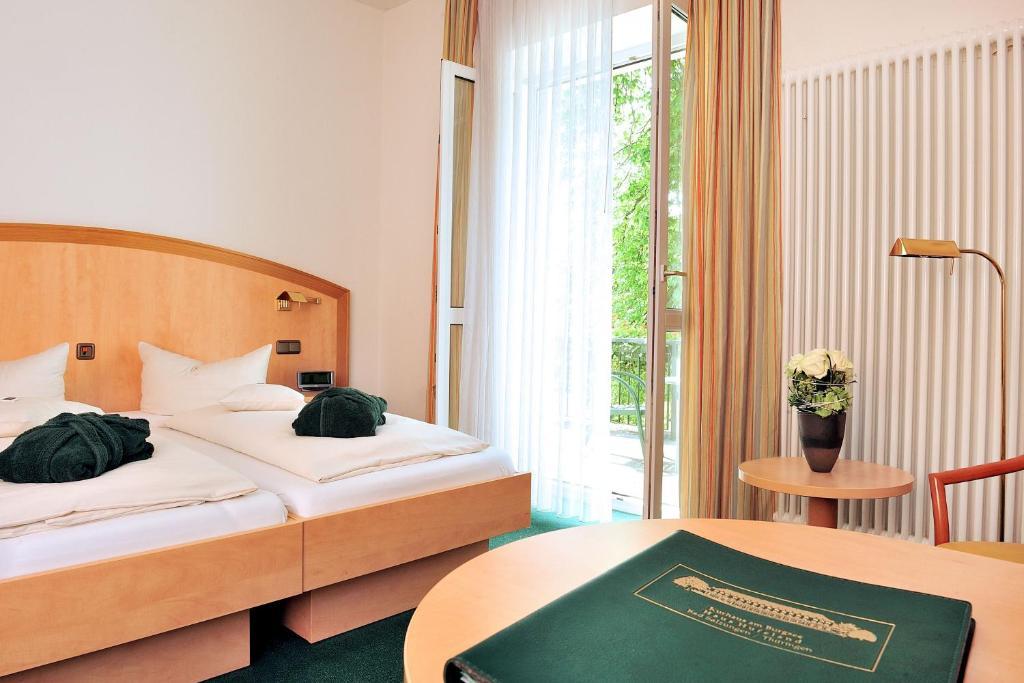 Kurhaus Am Burgsee Bad Salzungen Phòng bức ảnh